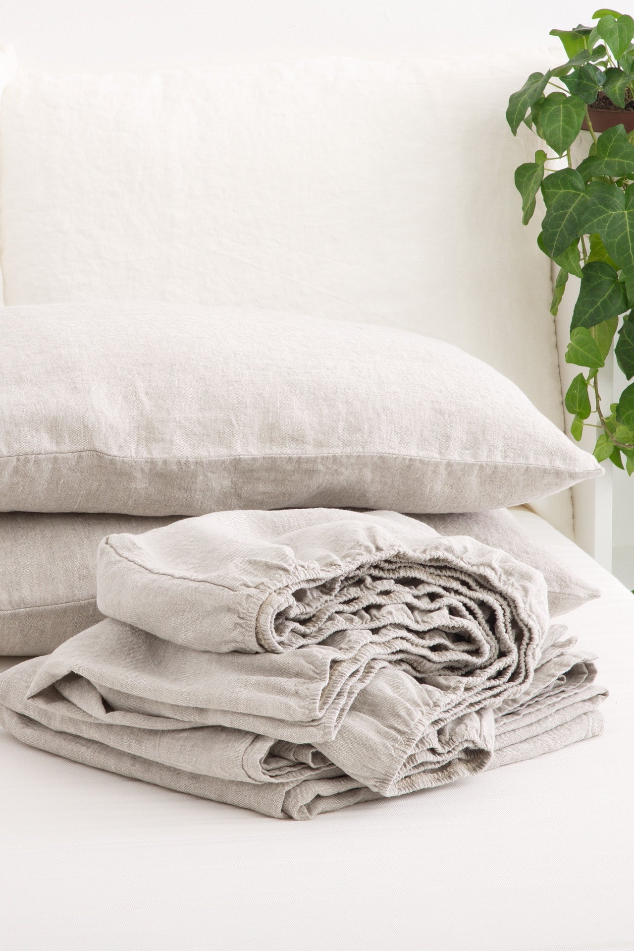 Linen bedding set